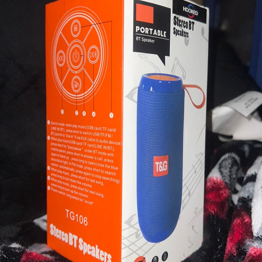 Red new speaker